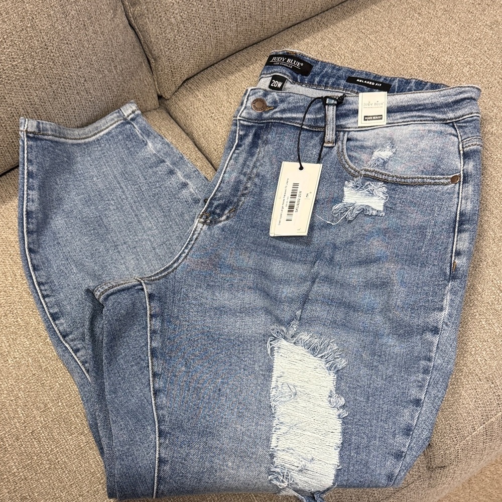 Judy Blue Light Blue Distressed Boyfriend Jeans 20W NWT
